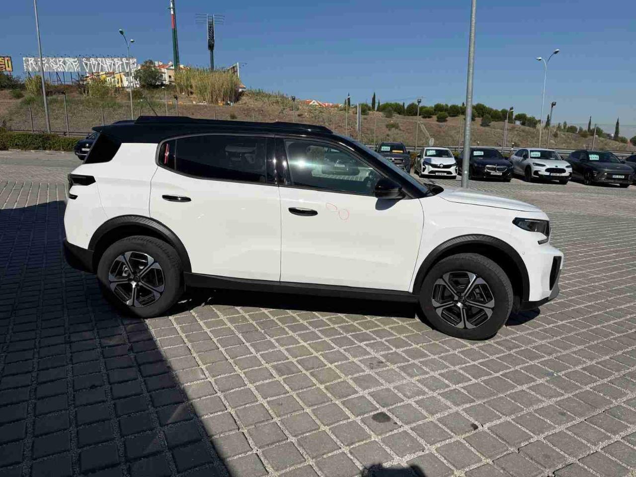citroën c3 aircross 1.2 hybrid max e-dsc6 — photo 3