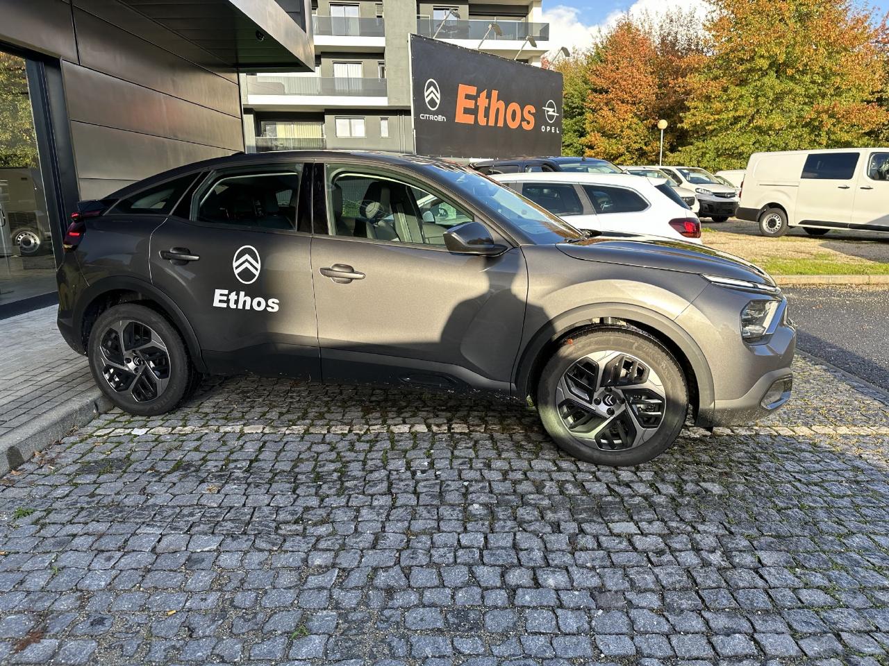 citroën c4 1.2 130 s&s — photo 5