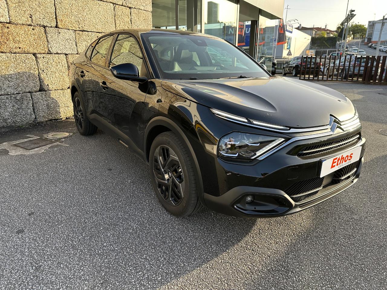 citroën c4 x 1.2 130 s&s — photo 4