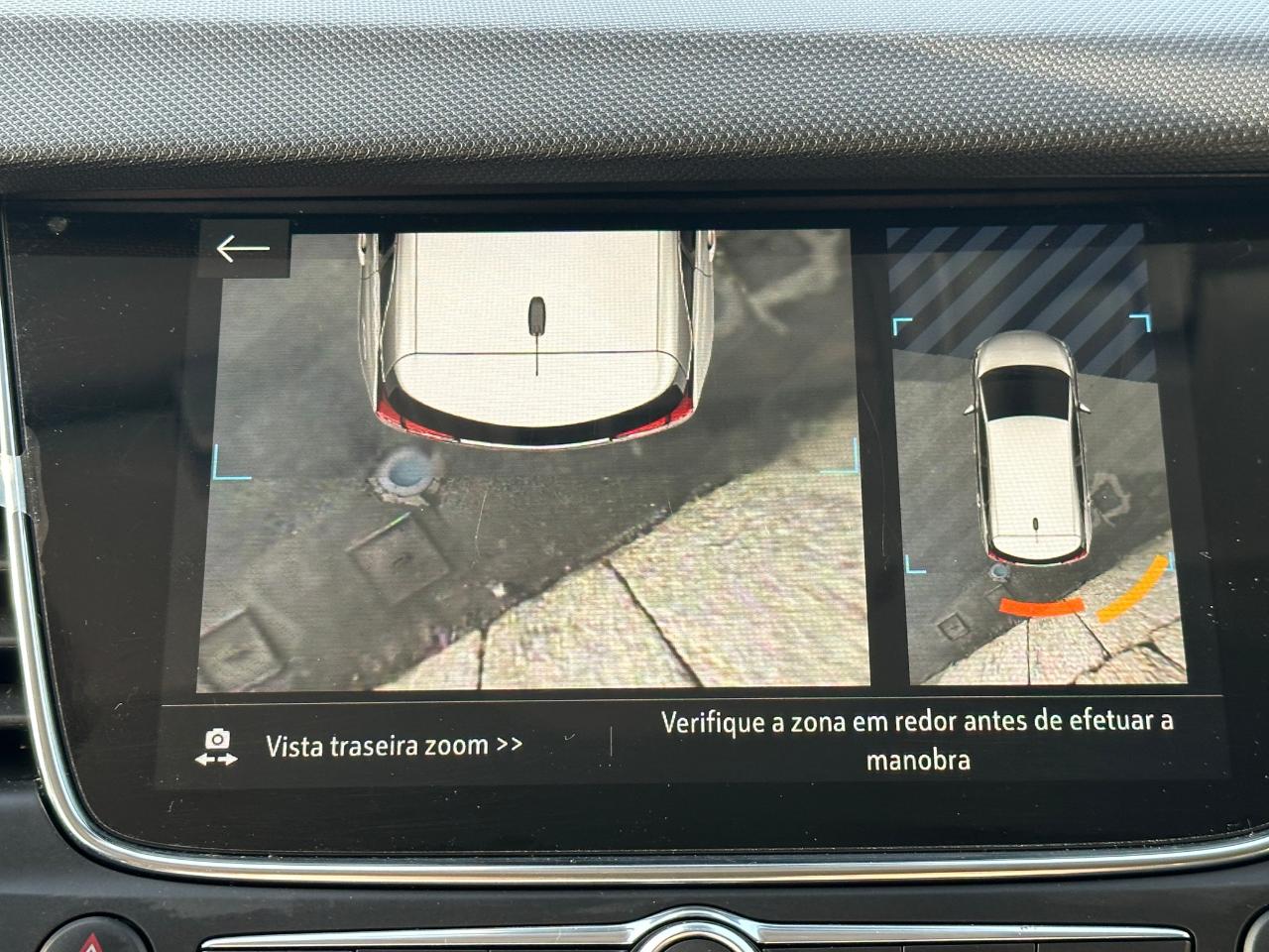 citroën c4 x 1.2 130 s&s — photo 5