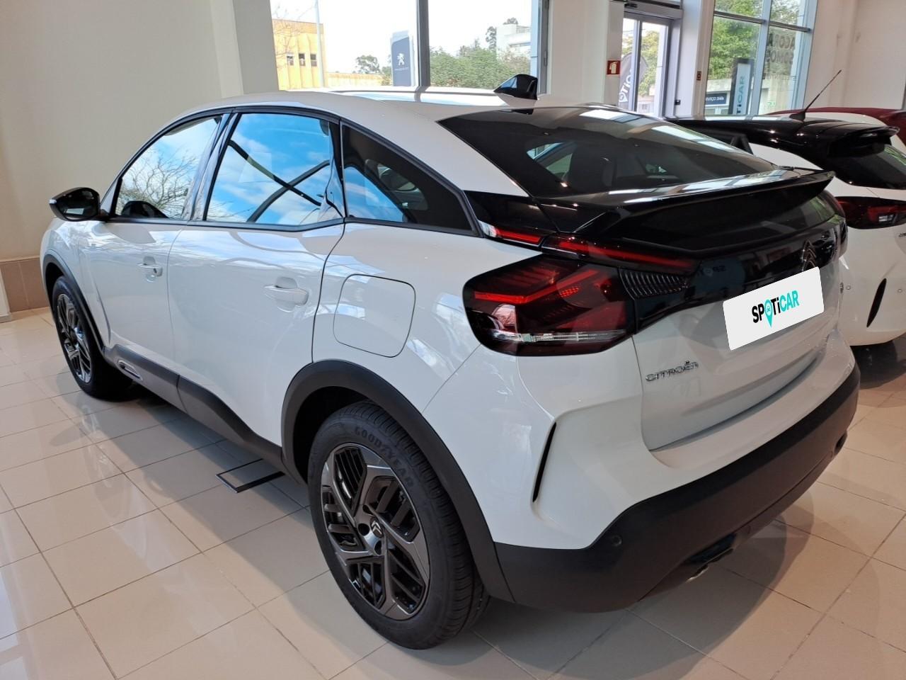 citroën c4 1.2 puretech 130 s&s cvm6 plus — photo 5