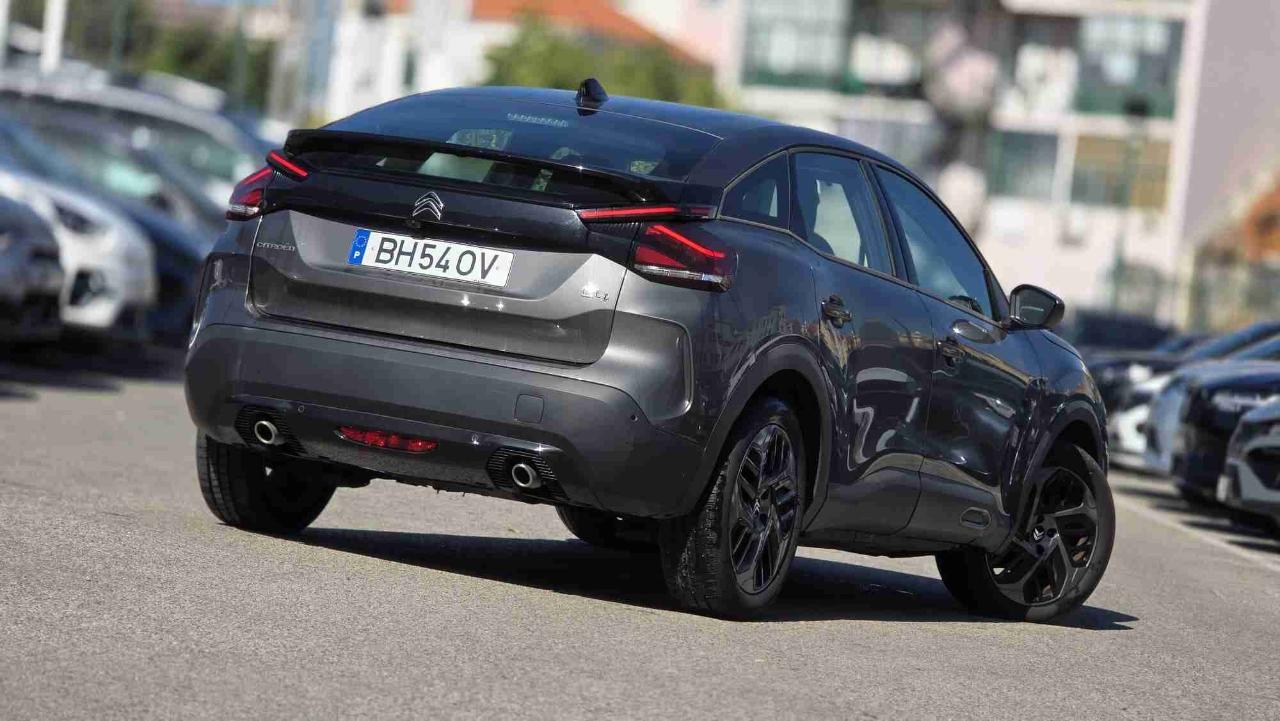 Citroën C4 1.2 PureTech Plus — photo 4