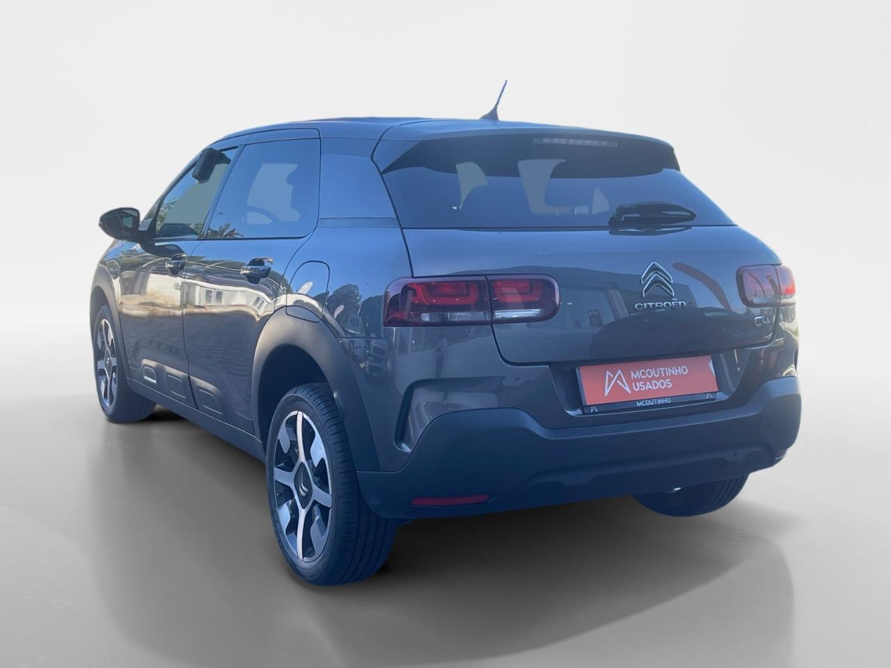 Citroën C4 Cactus 1.2 PureTech Shine — photo 3
