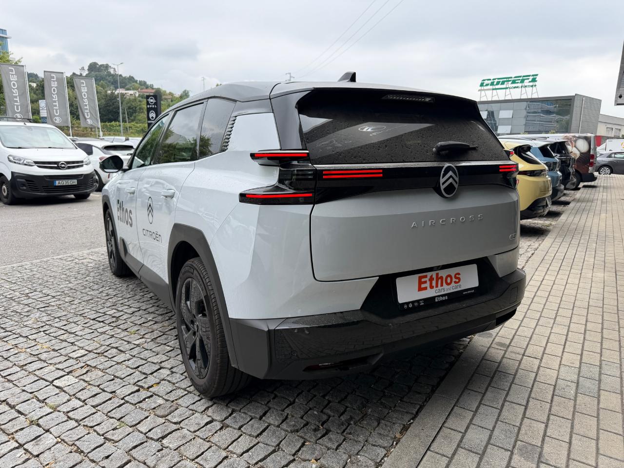 citroën c5 aircross 1.2 hibrido max — photo 5