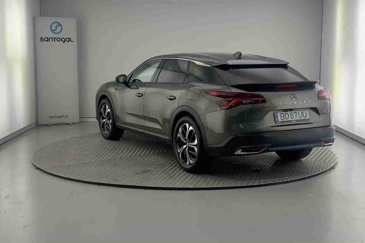 citroën c5 x 1.6 hybrid shine e-eat8 — photo 5