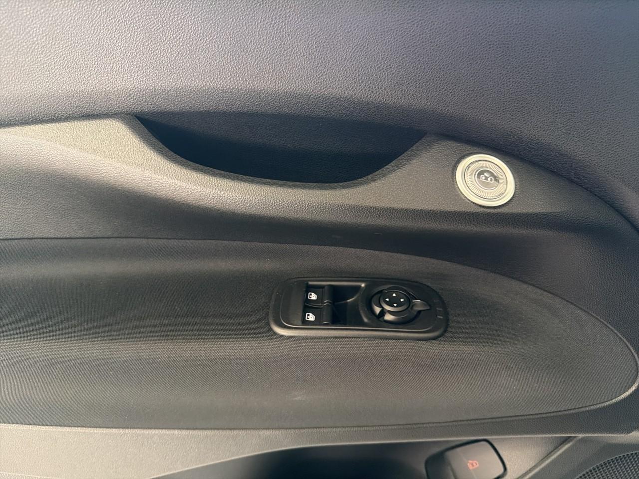 Fiat 500 1.0 Hybrid Icon — photo 3