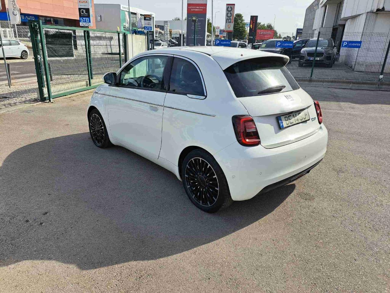 fiat 500 e 42 kwh la prima — photo 2