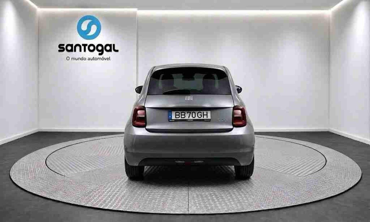 fiat 500 e 42 kwh la prima by bocelli — photo 4