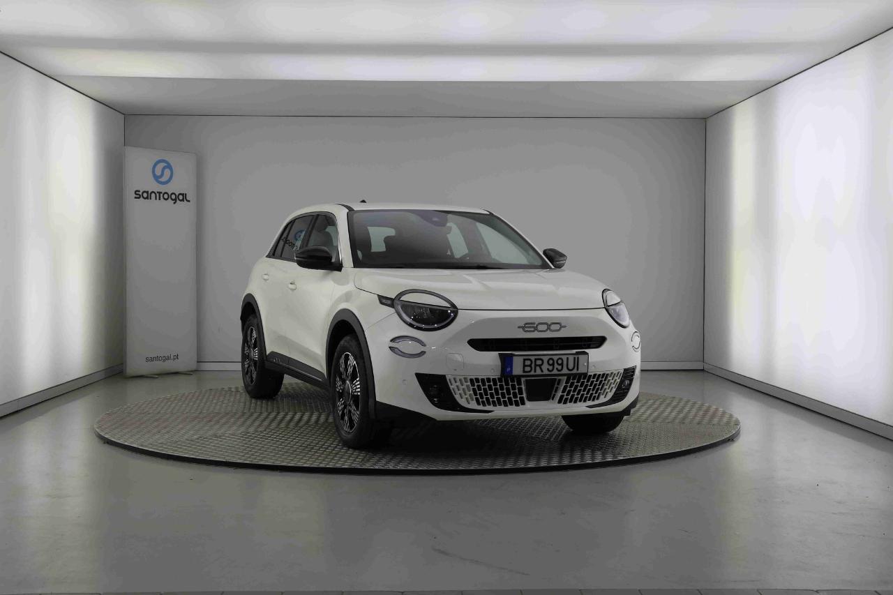 Fiat 600 1.2 HYBRID — photo 5