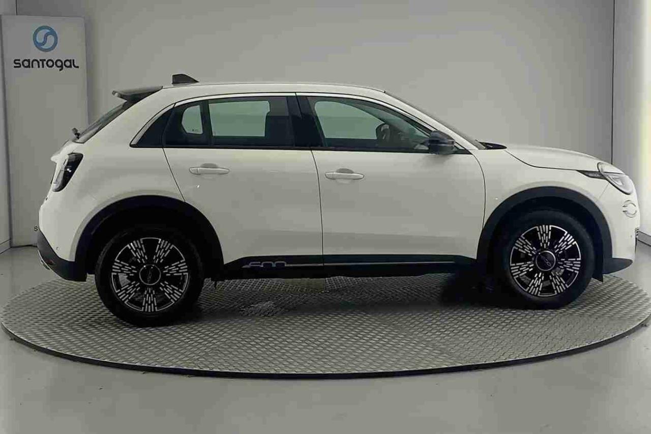fiat 600 1.2 hybrid — photo 2
