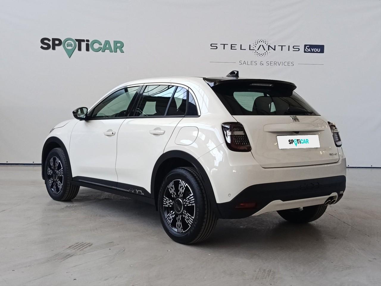 fiat 600 hybrid 1.2 145cv dct - — photo 5