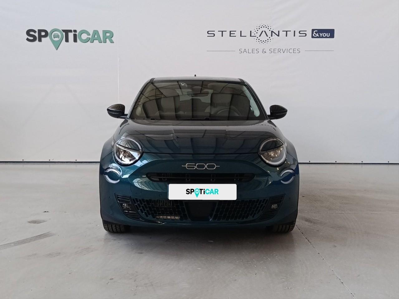fiat 600 hybrid 1.2 145cv la prima — photo 2