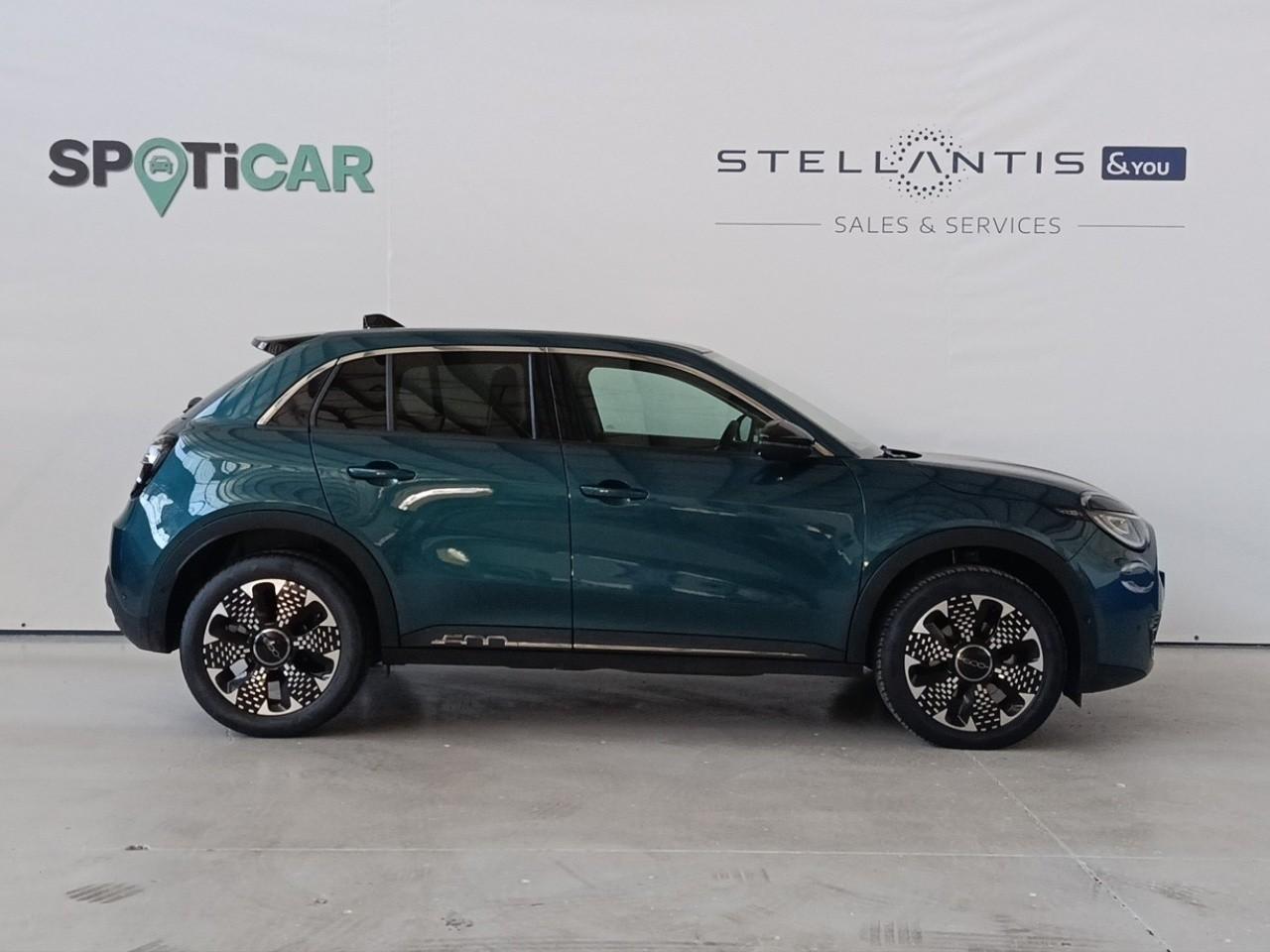 fiat 600 hybrid 1.2 145cv la prima — photo 4