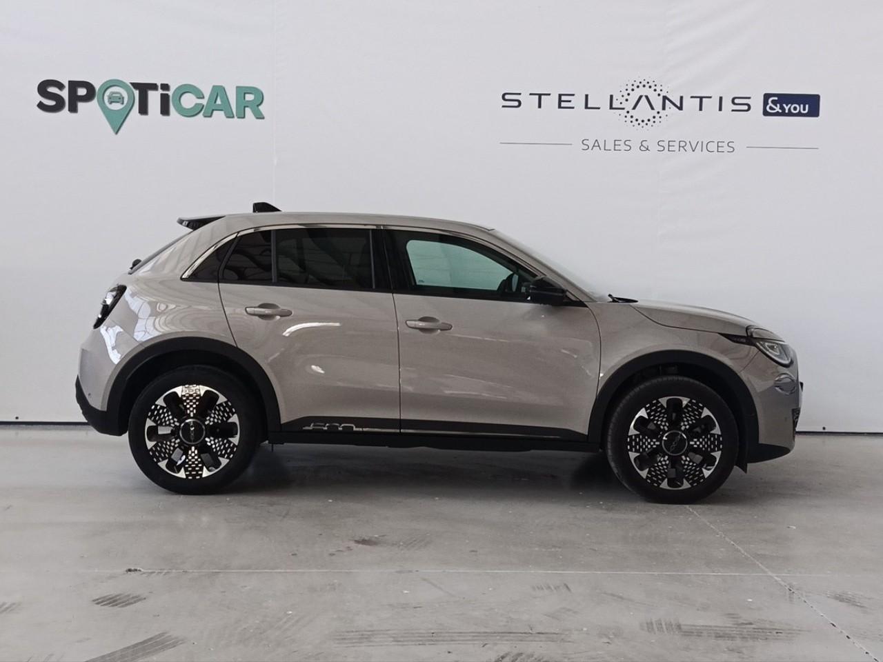 fiat 600 hybrid 1.2 145cv la prima — photo 4