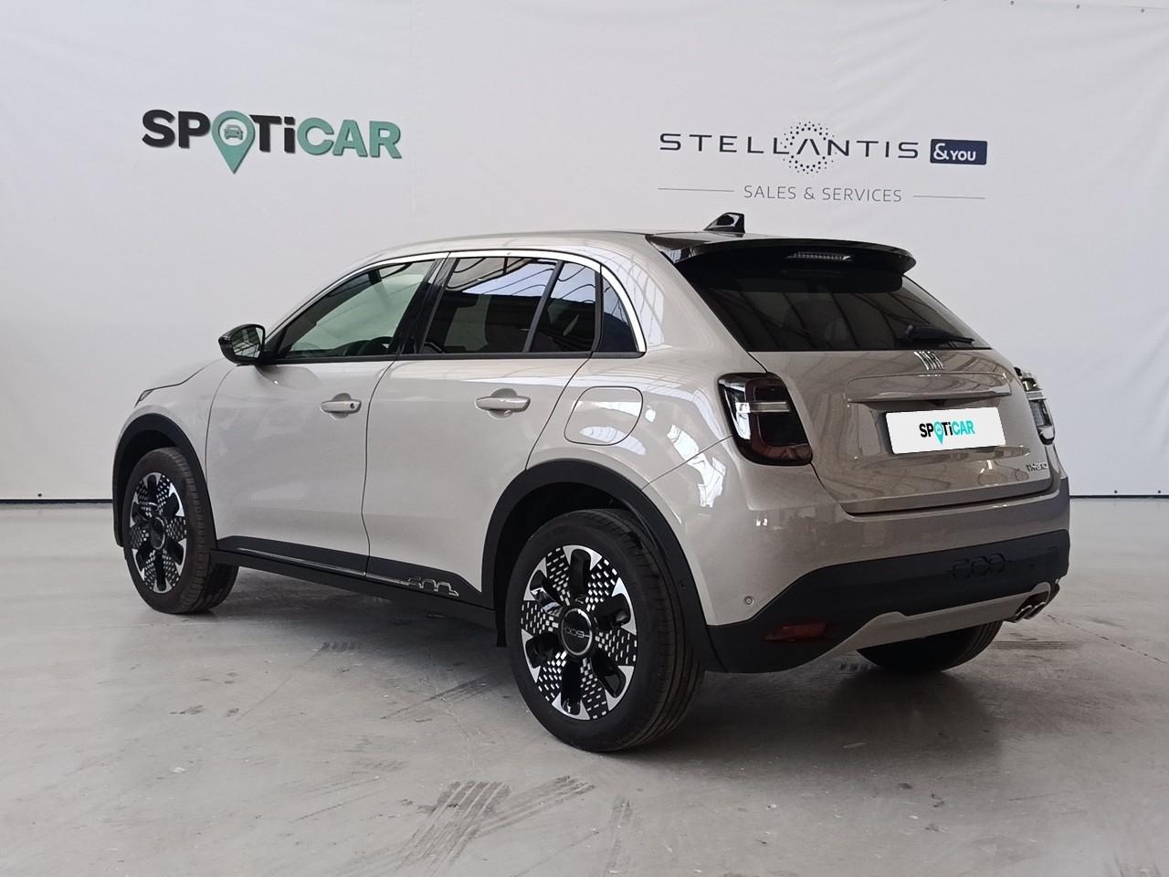 fiat 600 hybrid 1.2 145cv la prima — photo 5