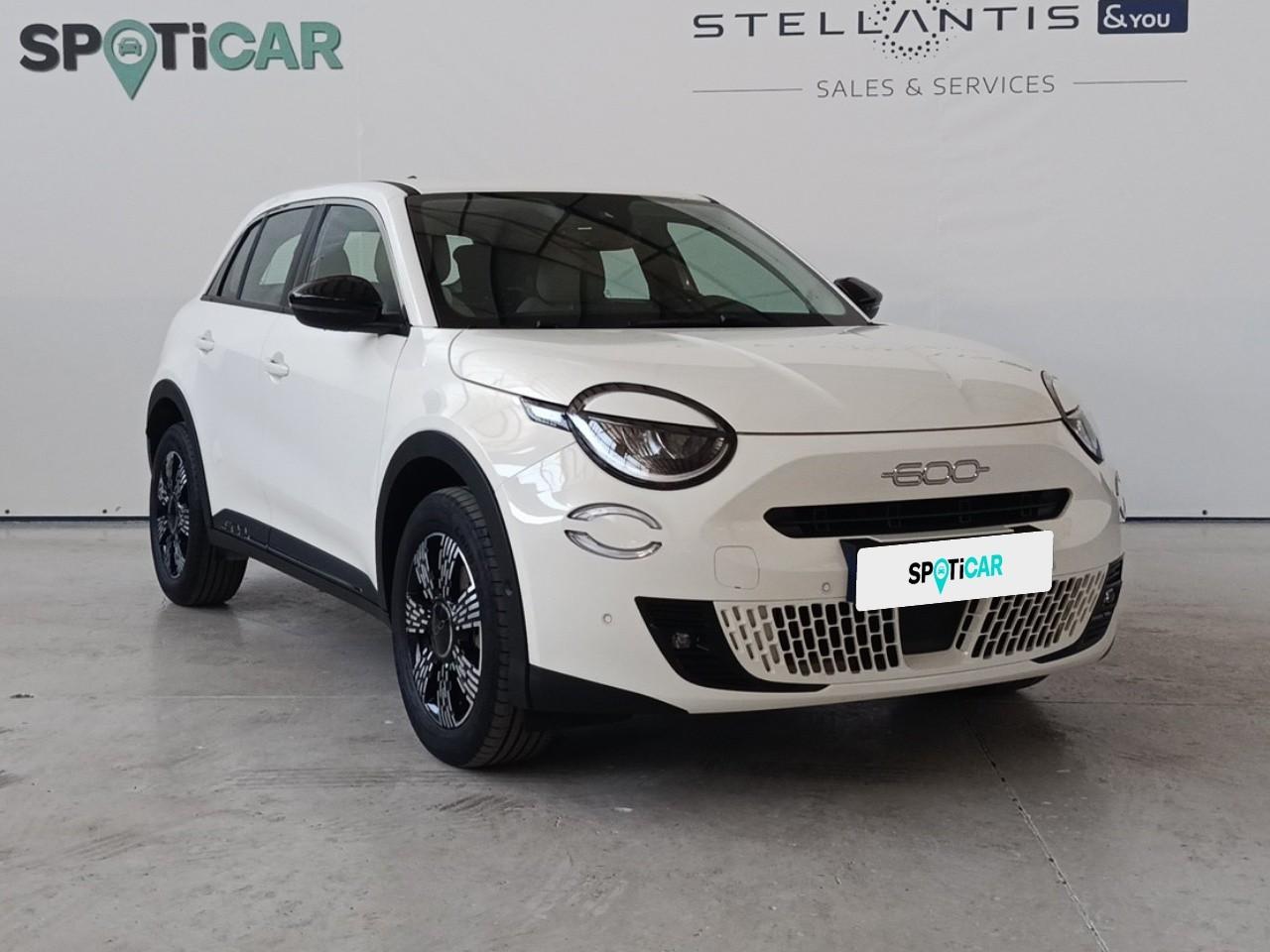 fiat 600 hybrid 1.2 136cv dct - — photo 3