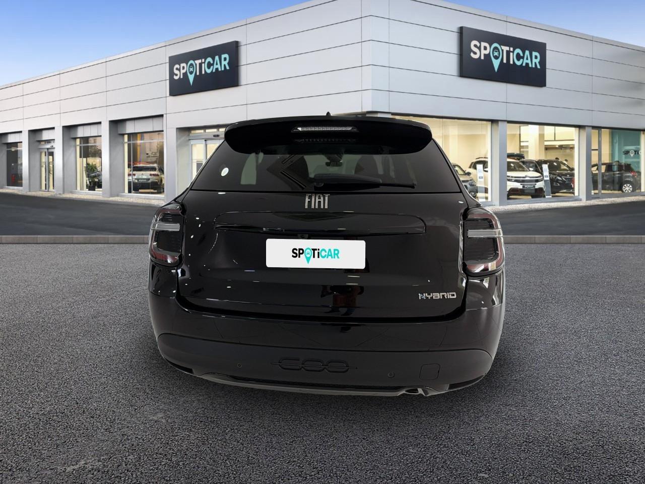 fiat 600 1.2 hybrid la prima — photo 2