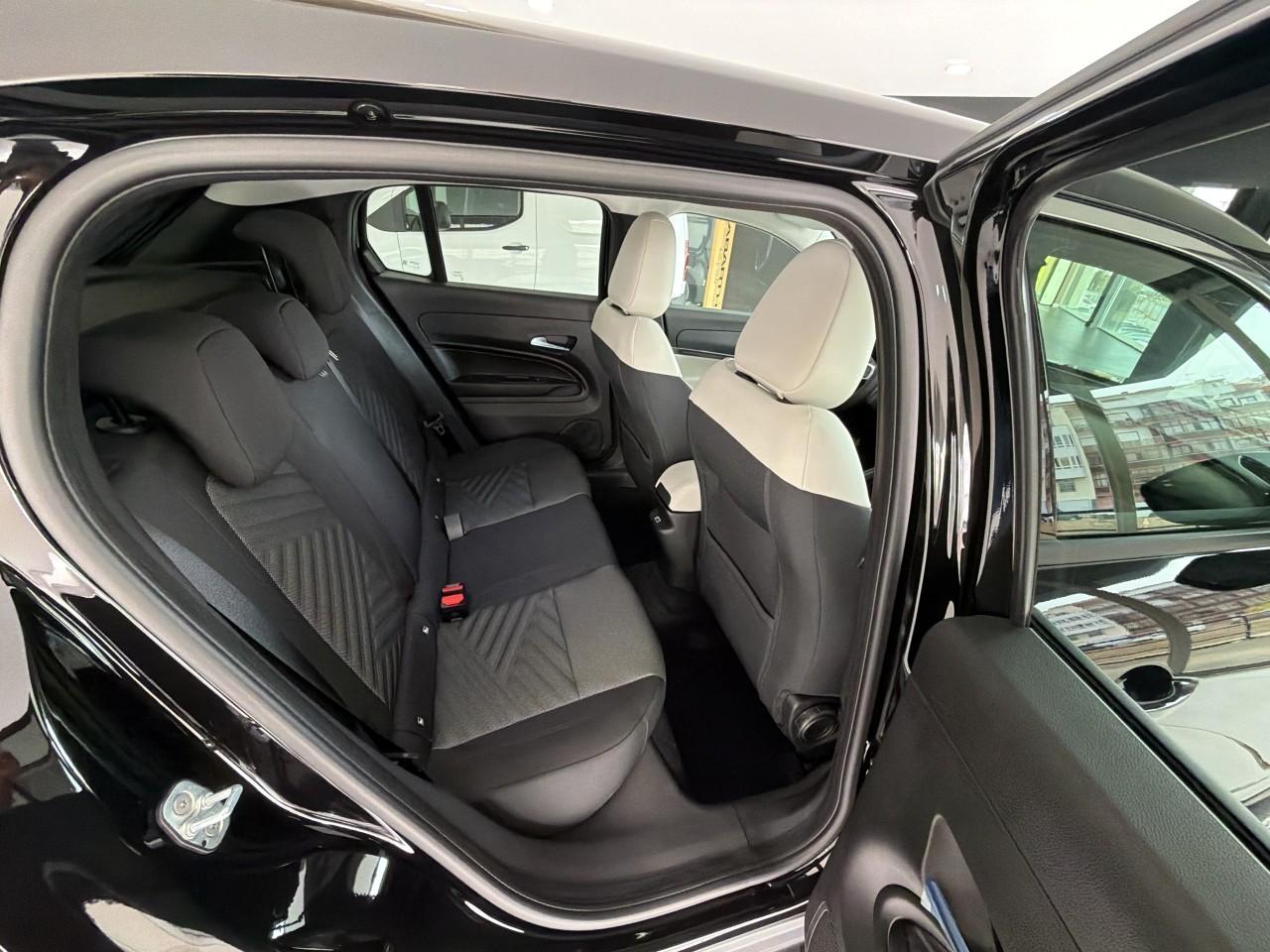 fiat 600 1.2 hybrid la prima — photo 4