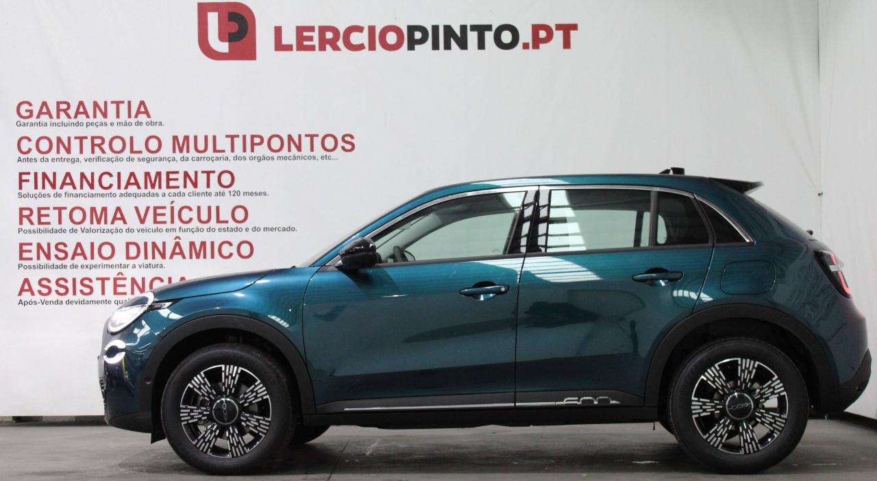 fiat 600 1.2 hybrid la prima — photo 2