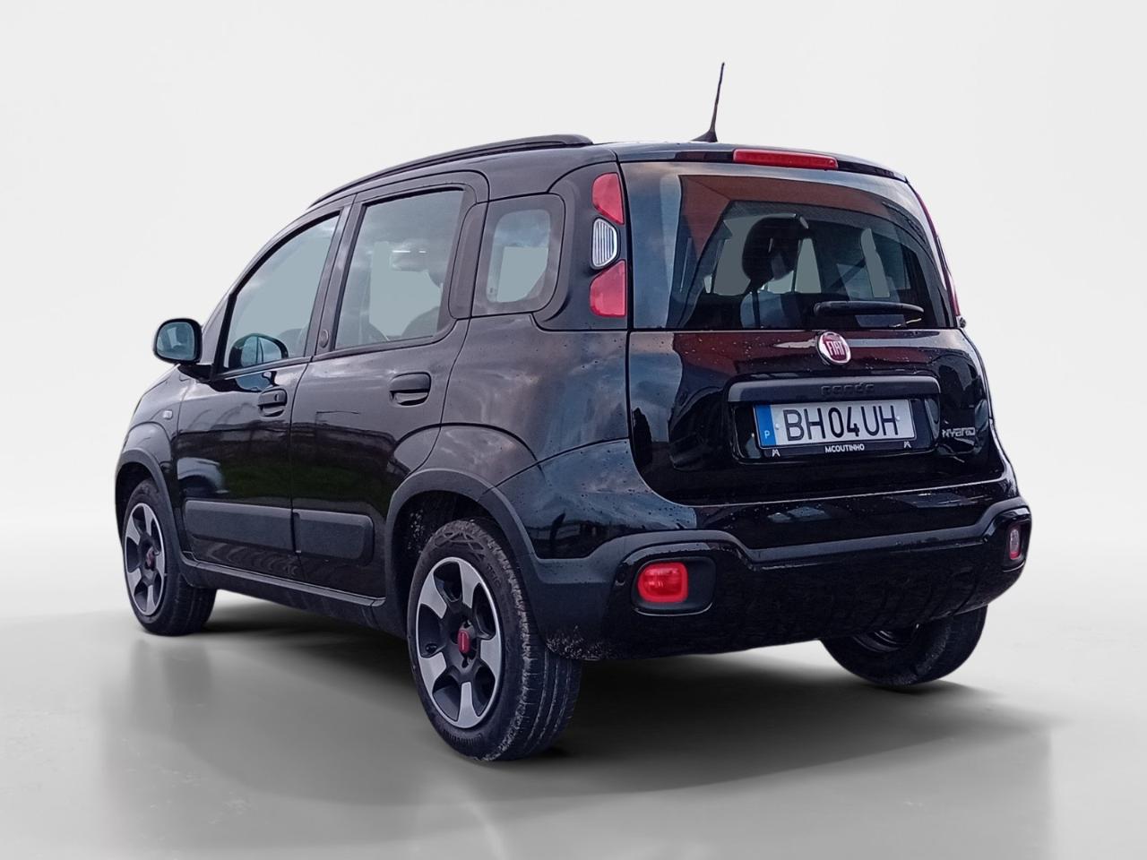 fiat panda 1.0 hybrid (red) — photo 3
