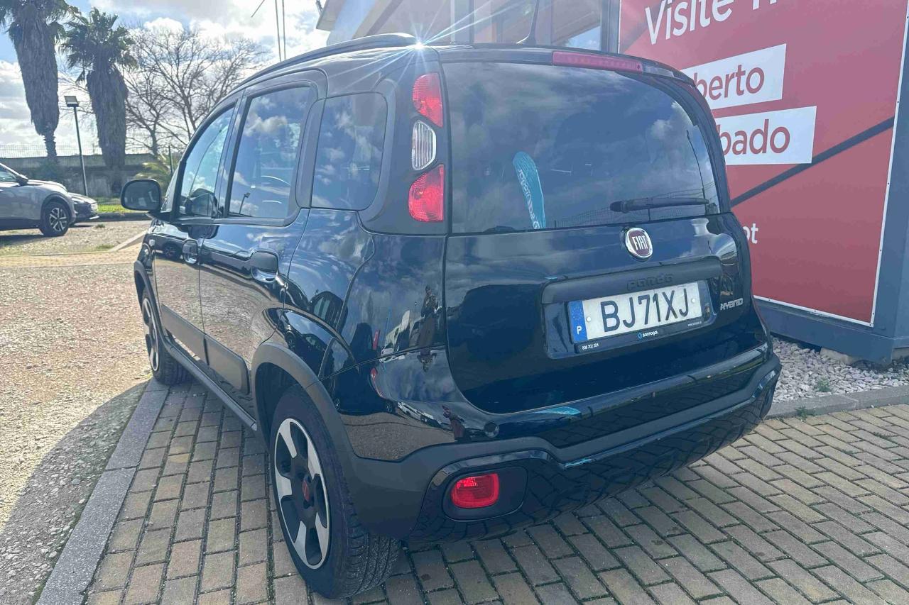 Fiat Panda 1.0 Hybrid — photo 2