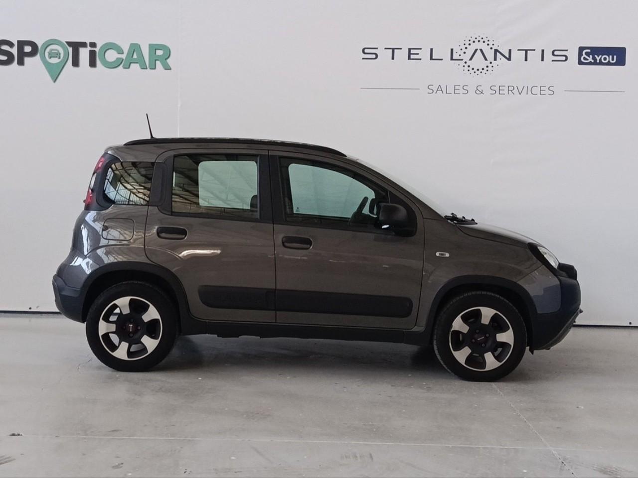 fiat panda 1.0 hybrid 70cv city cross — photo 4