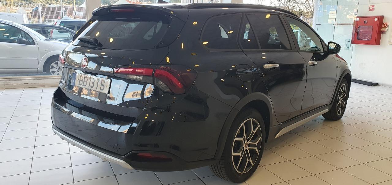 fiat tipo 1.0 gse t3 cross — photo 4
