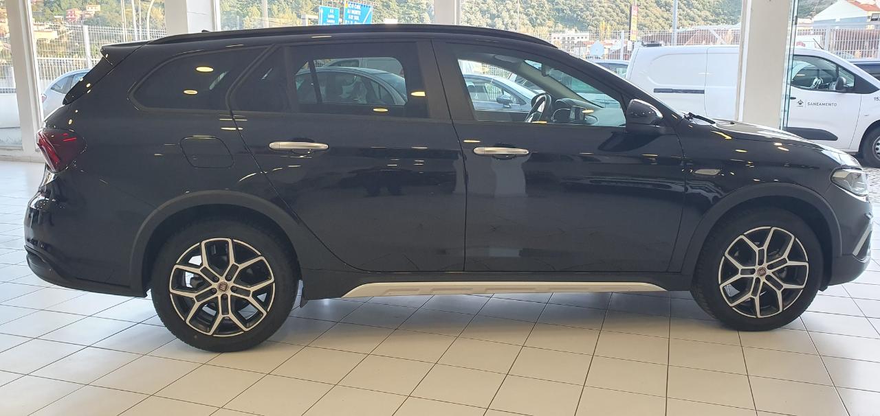 fiat tipo 1.0 gse t3 cross — photo 5