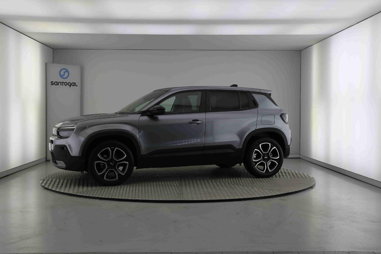jeep avenger 1.2 gse t3 altitude — photo 3