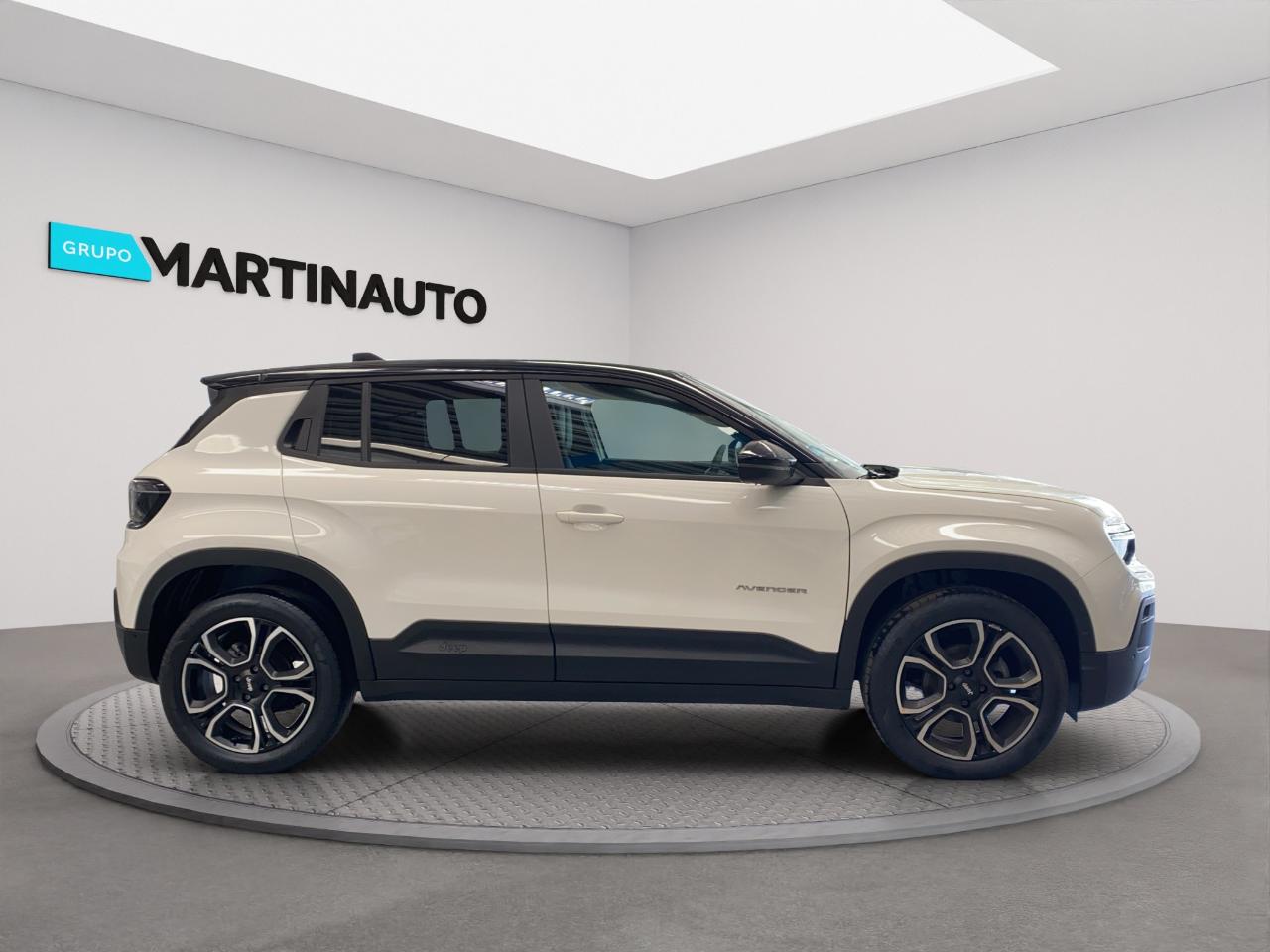 jeep avenger 1.2 tg altitude — photo 4
