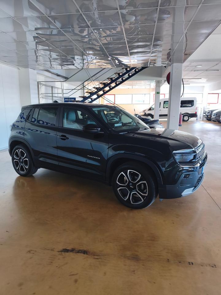jeep avenger 1.2 gse t3 summit — photo 2