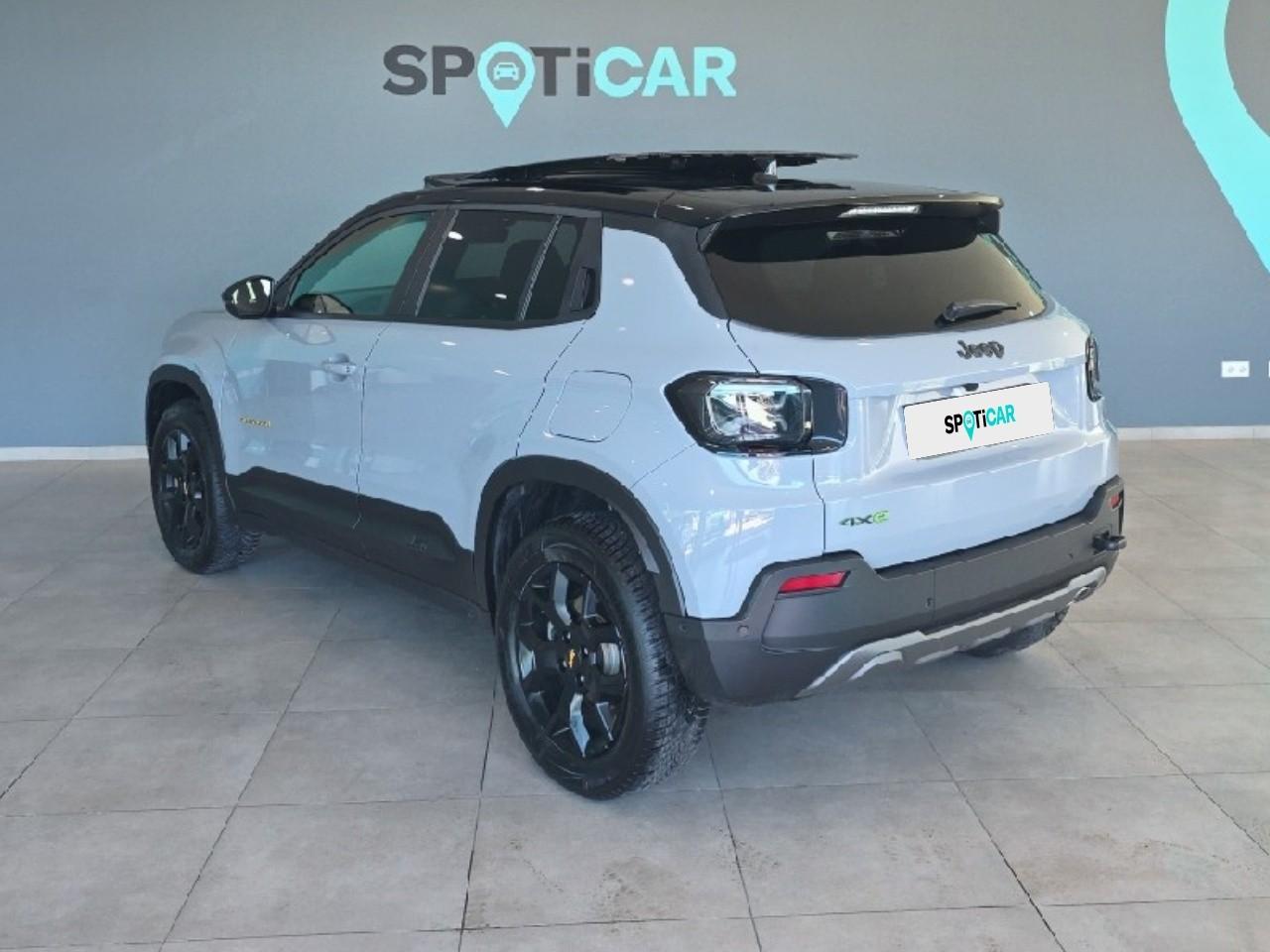 jeep avenger tnf 1.2 turbo hybrid 4xe 145cv at the north face — photo 5