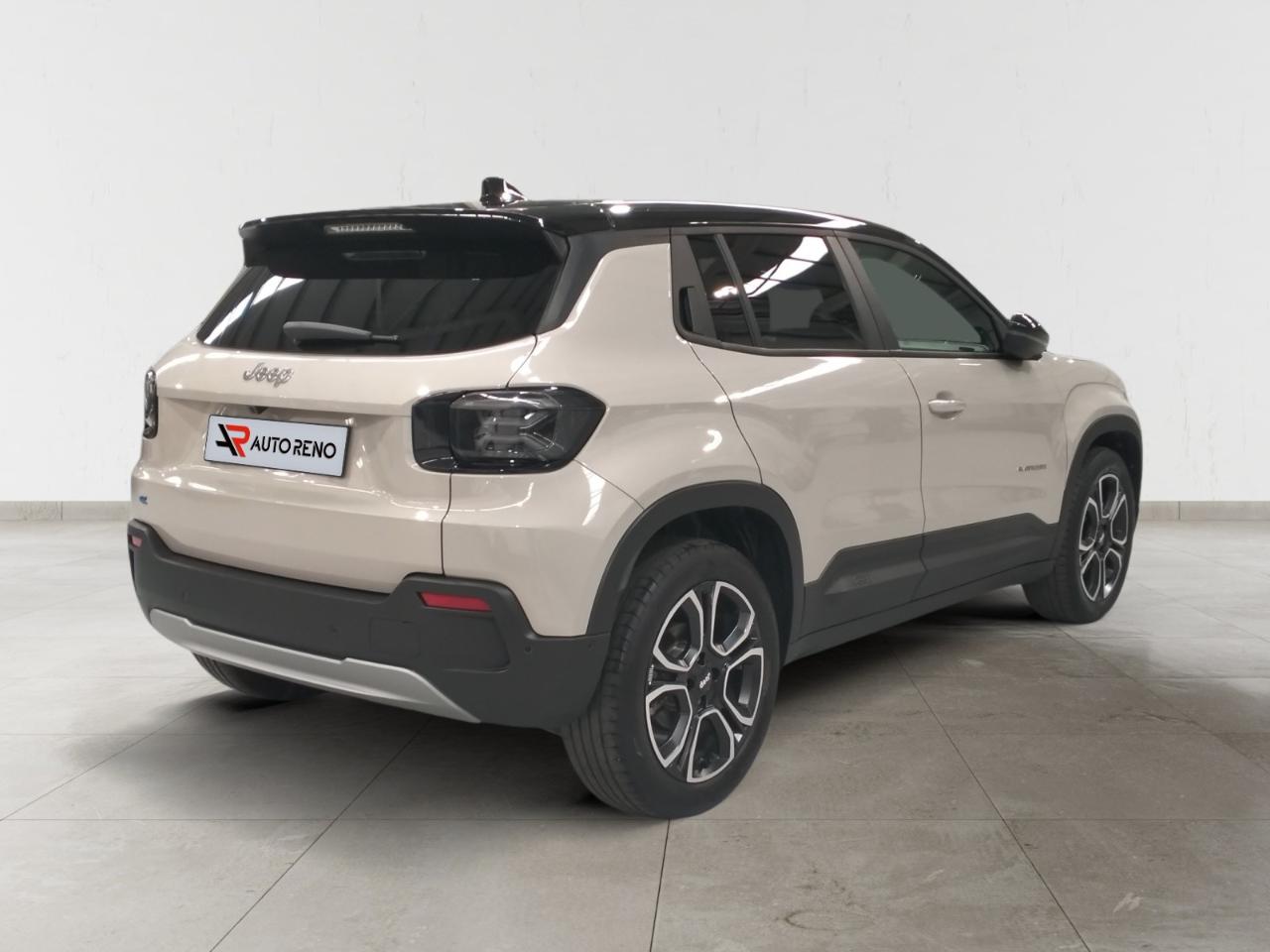 Jeep Avenger 54 KWH SUMMIT — photo 5