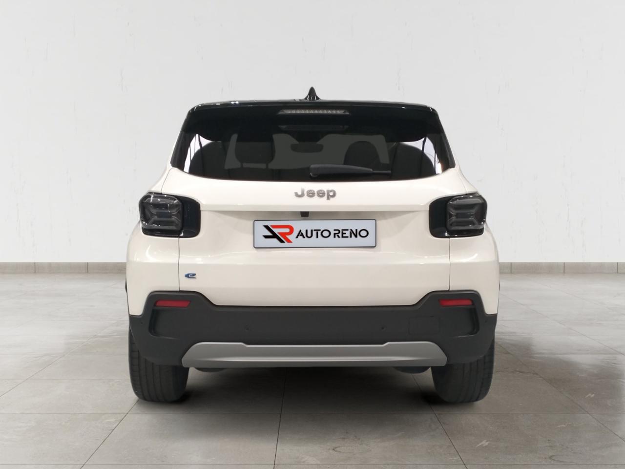 Jeep Avenger 54 KWH SUMMIT — photo 4