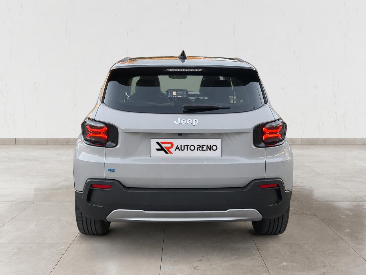jeep avenger 54 kwh summit — photo 4
