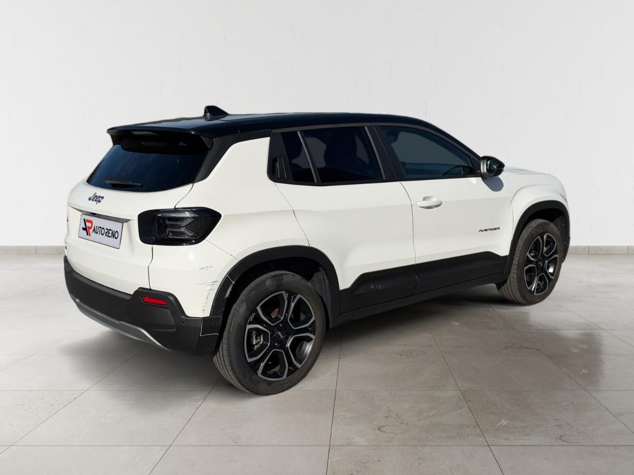 jeep avenger 54 kwh summit — photo 5
