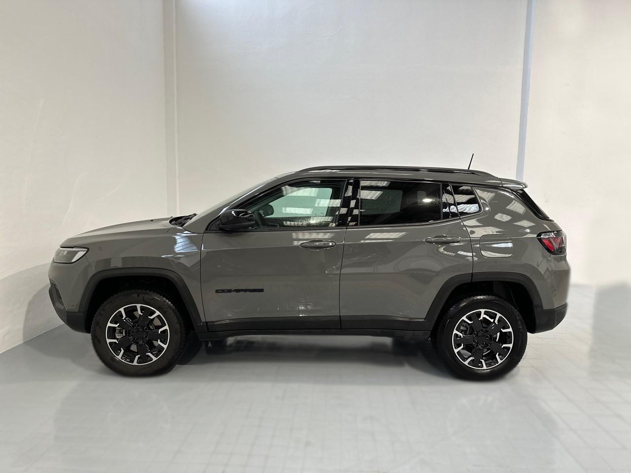 jeep compass 1.3 tg upland — photo 4