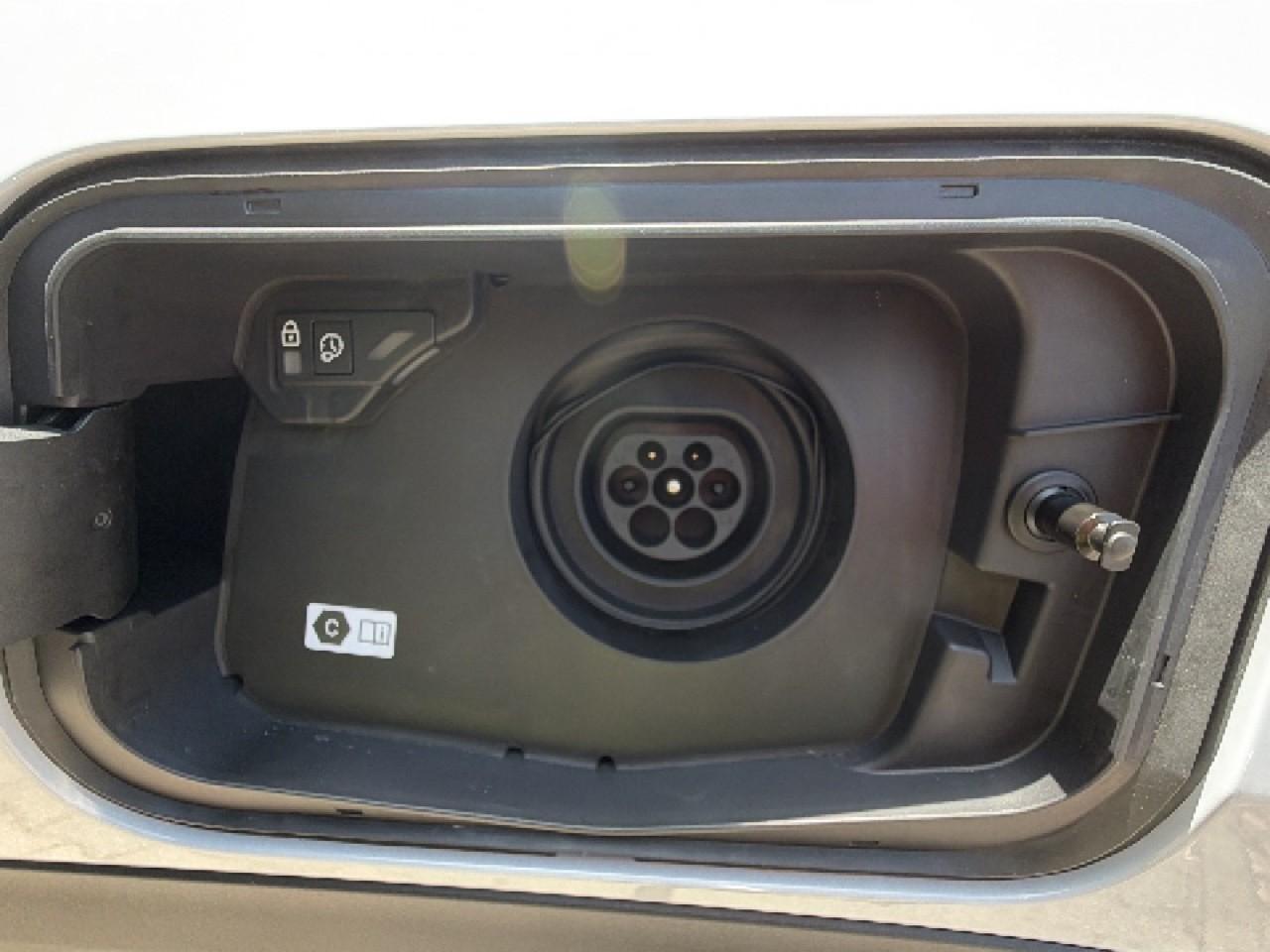 jeep compass 1.6 e-hybrid plug-in altitude — photo 2