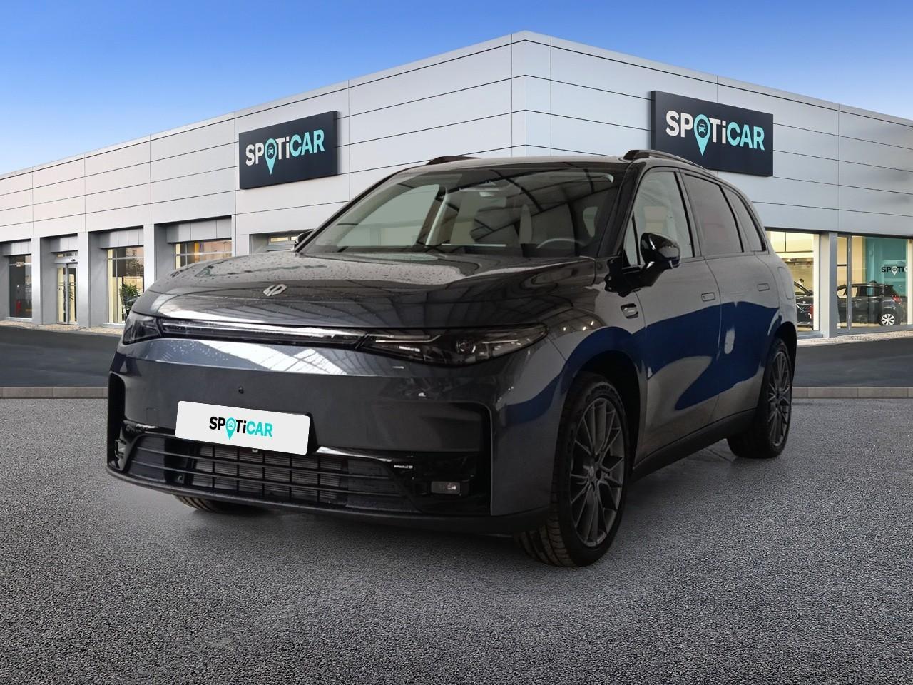 LEAPMOTOR LEAPMOTOR C10 Usado Preto eléctrico / Gasolina 2025