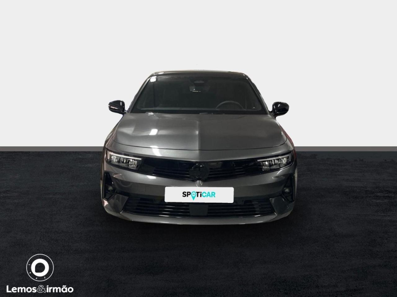 opel astra 1.2 turbo 130cv gs at8 — fotografia 2