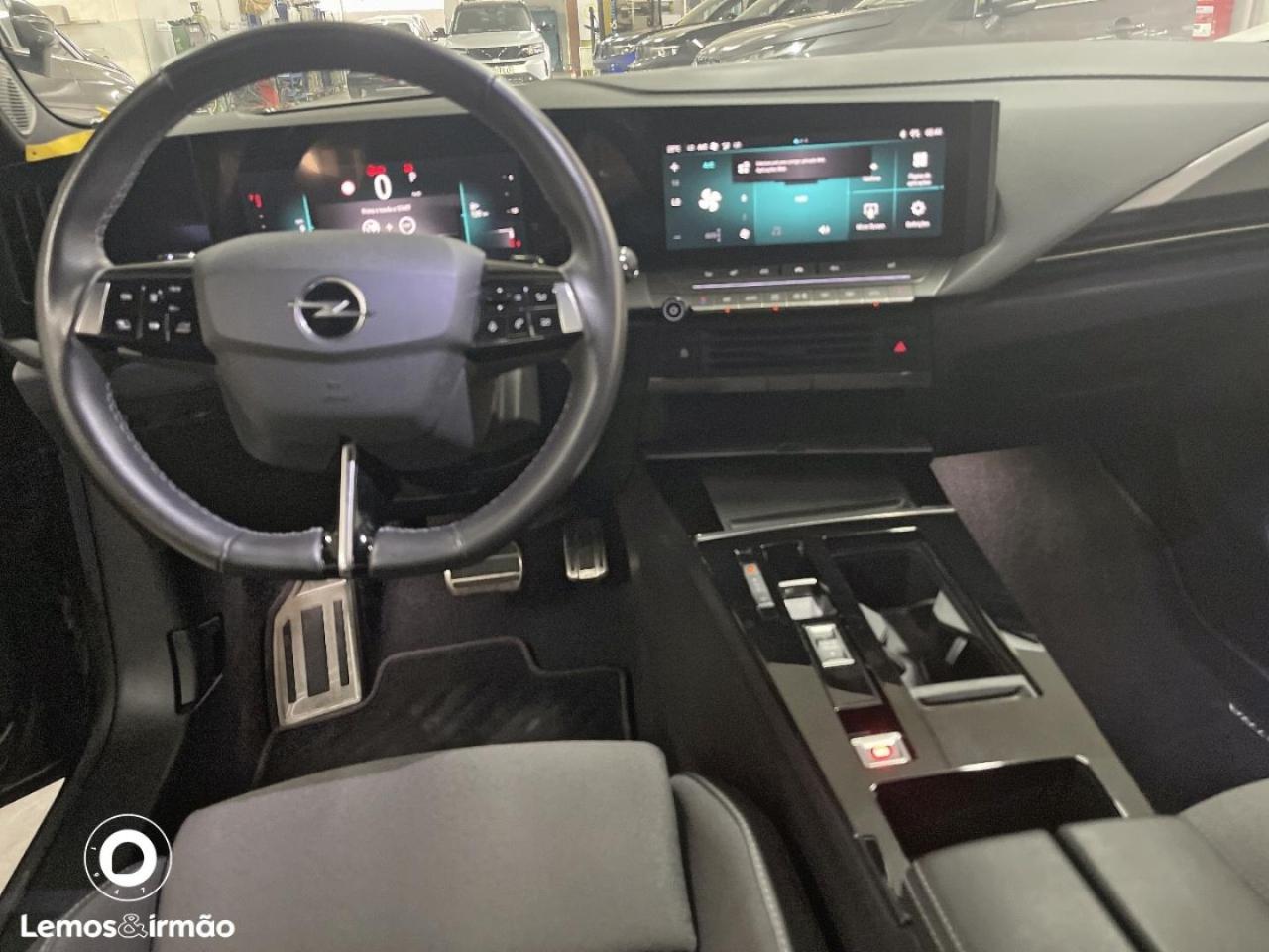 opel astra 1.2 turbo 130cv gs at8 — fotografia 4
