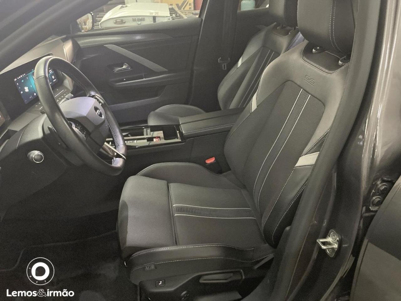 opel astra 1.2 turbo 130cv gs at8 — fotografia 5