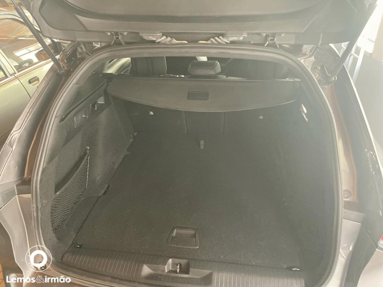 opel astra 1.2t hybrid 136cv gs cadc6 st — photo 4