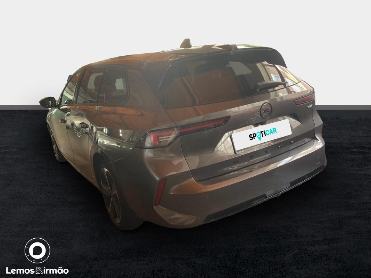 opel astra 1.2t hybrid 136cv gs cadc6 st — photo 5
