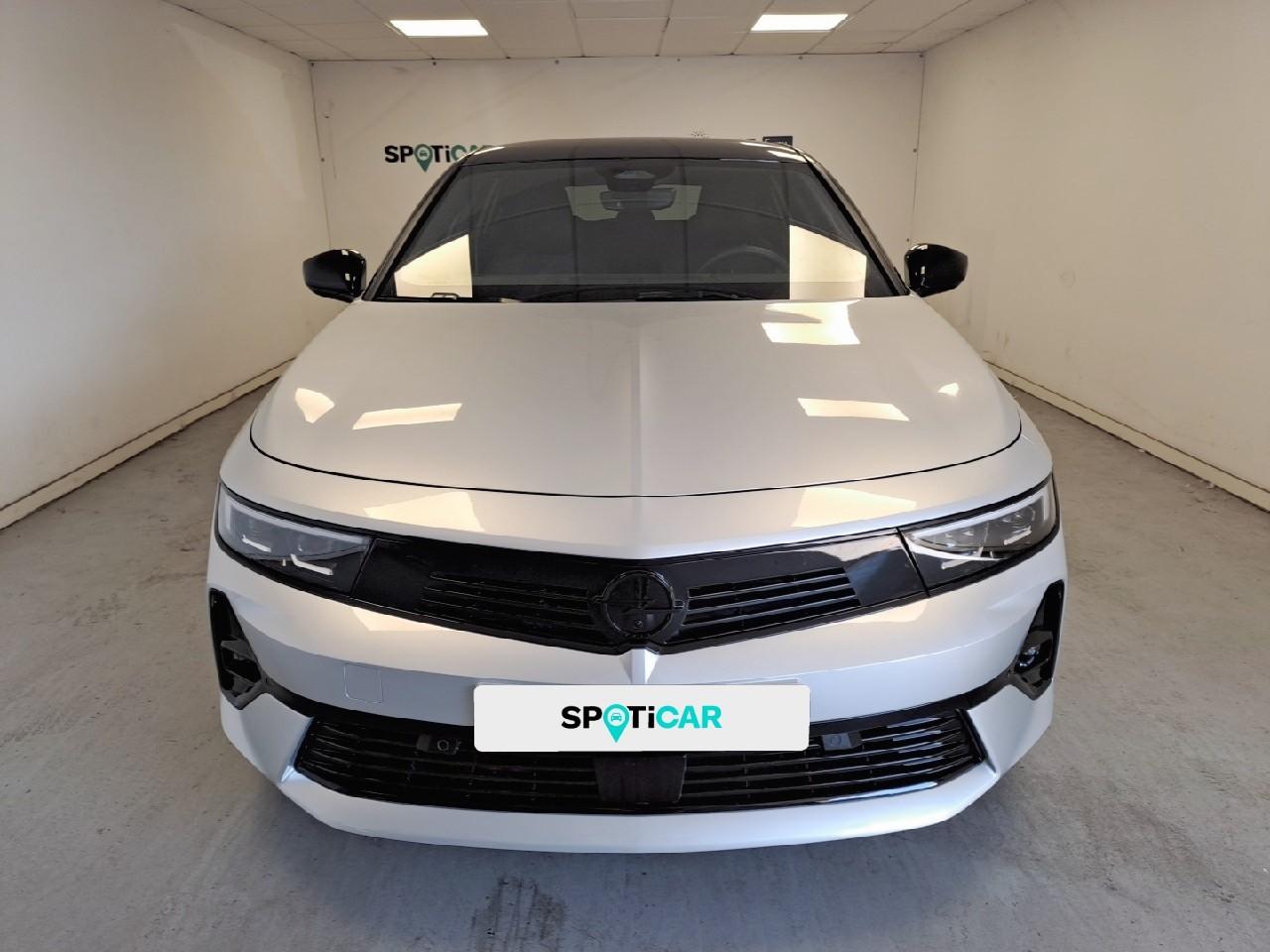 opel astra 1.2 turbo 130cv  at8 gs — photo 2