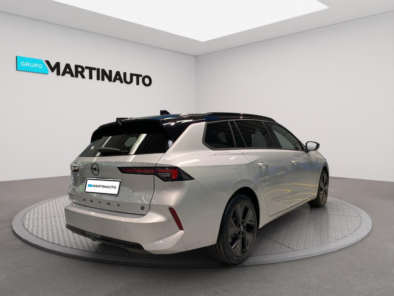 opel astra sports tourer 54 kwh gs — photo 5