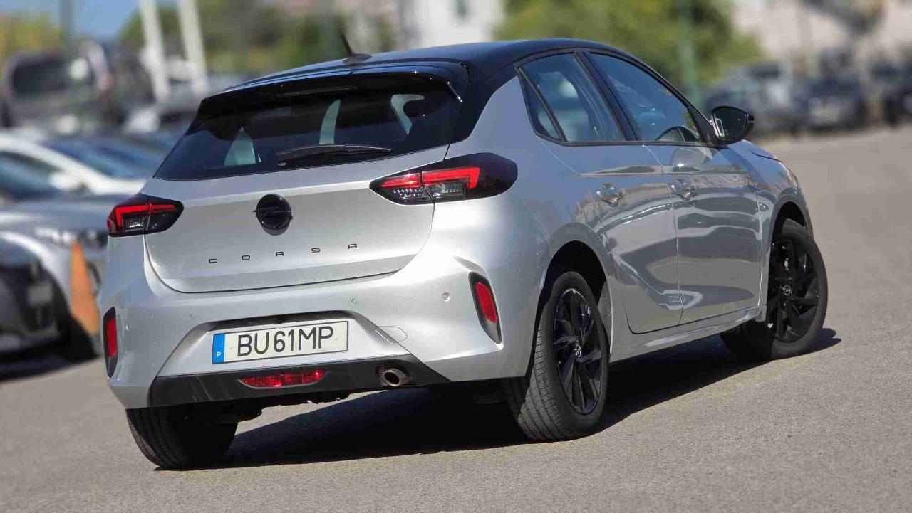 Opel Corsa 1.2 T GS — photo 5