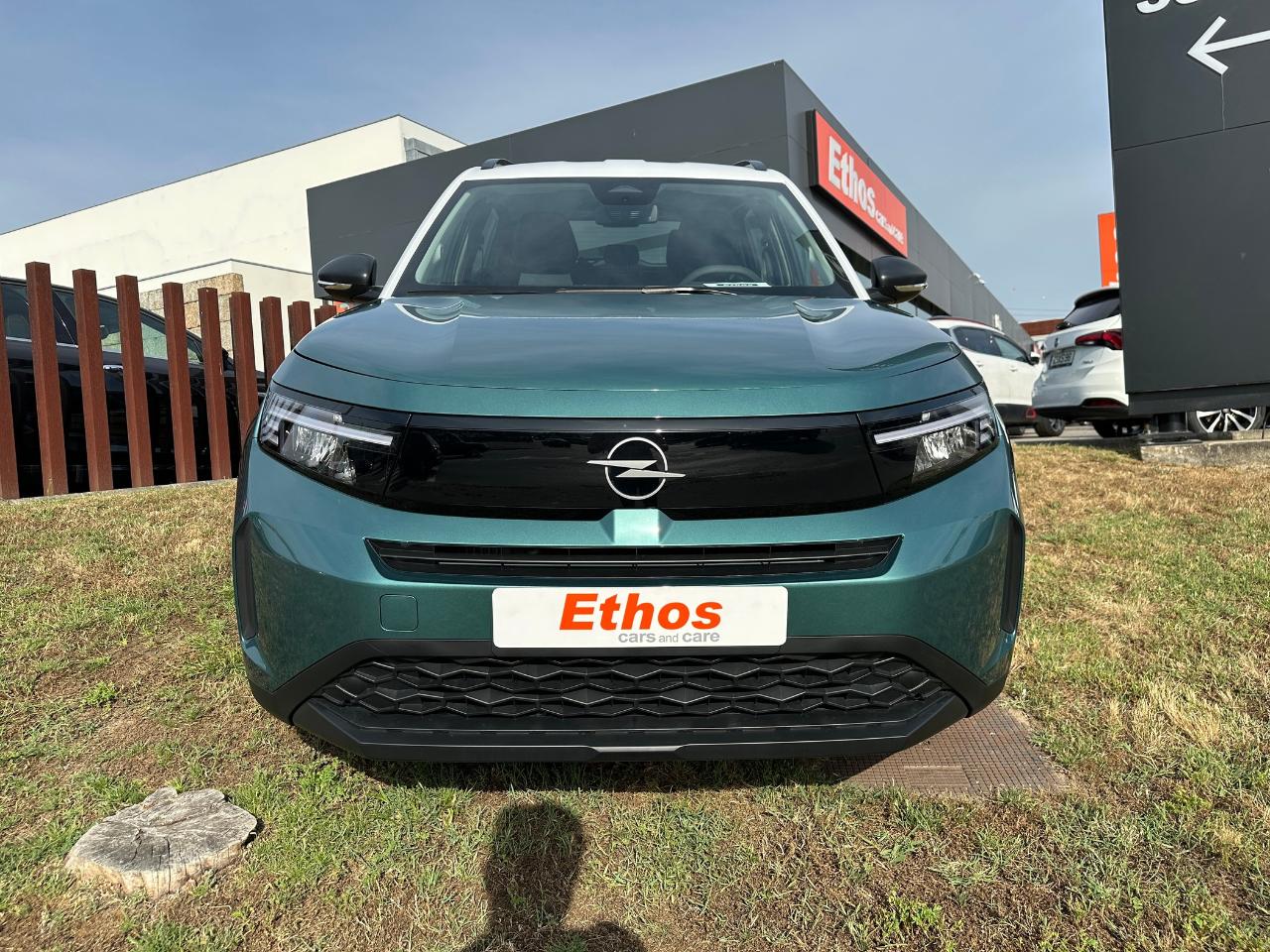 opel frontera 1.2 hybrid edition edct — photo 2