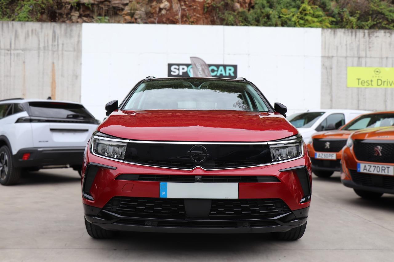 opel grandland gs phev — photo 3