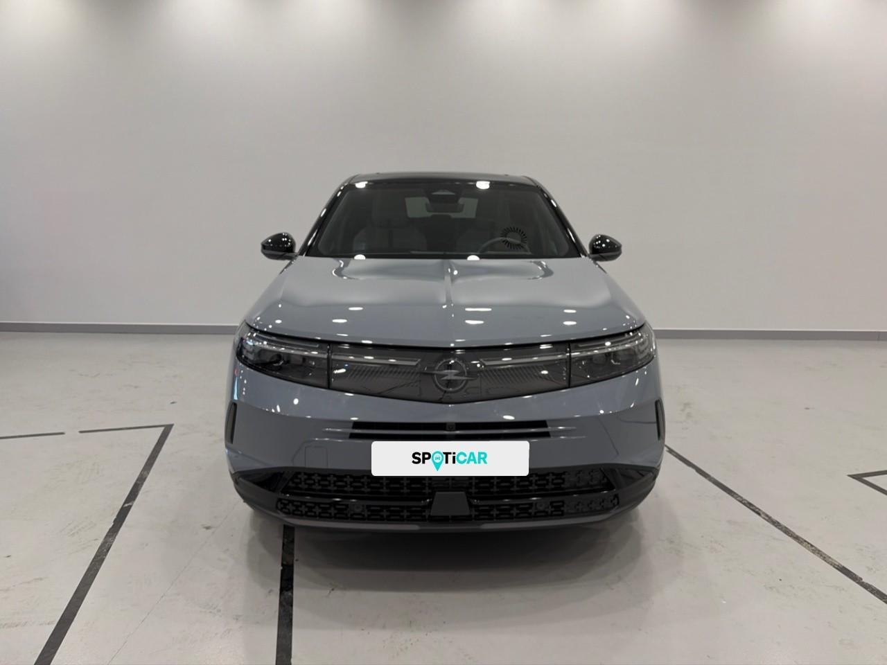 opel grandland 1.2 hybrid 136cv  e-dcs6 gs — photo 2